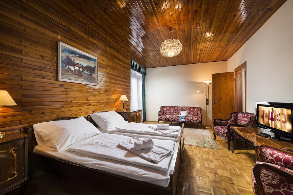Ozoon Hotel Nyíregyháza Extérieur photo
