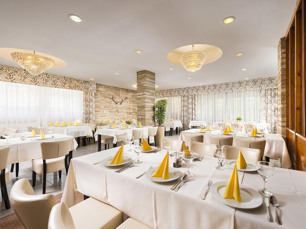 Ozoon Hotel Nyíregyháza Extérieur photo